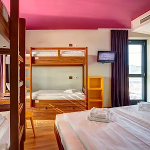 Hotel Meininger Frankfurt Main / Airport, Francoforte sul Meno